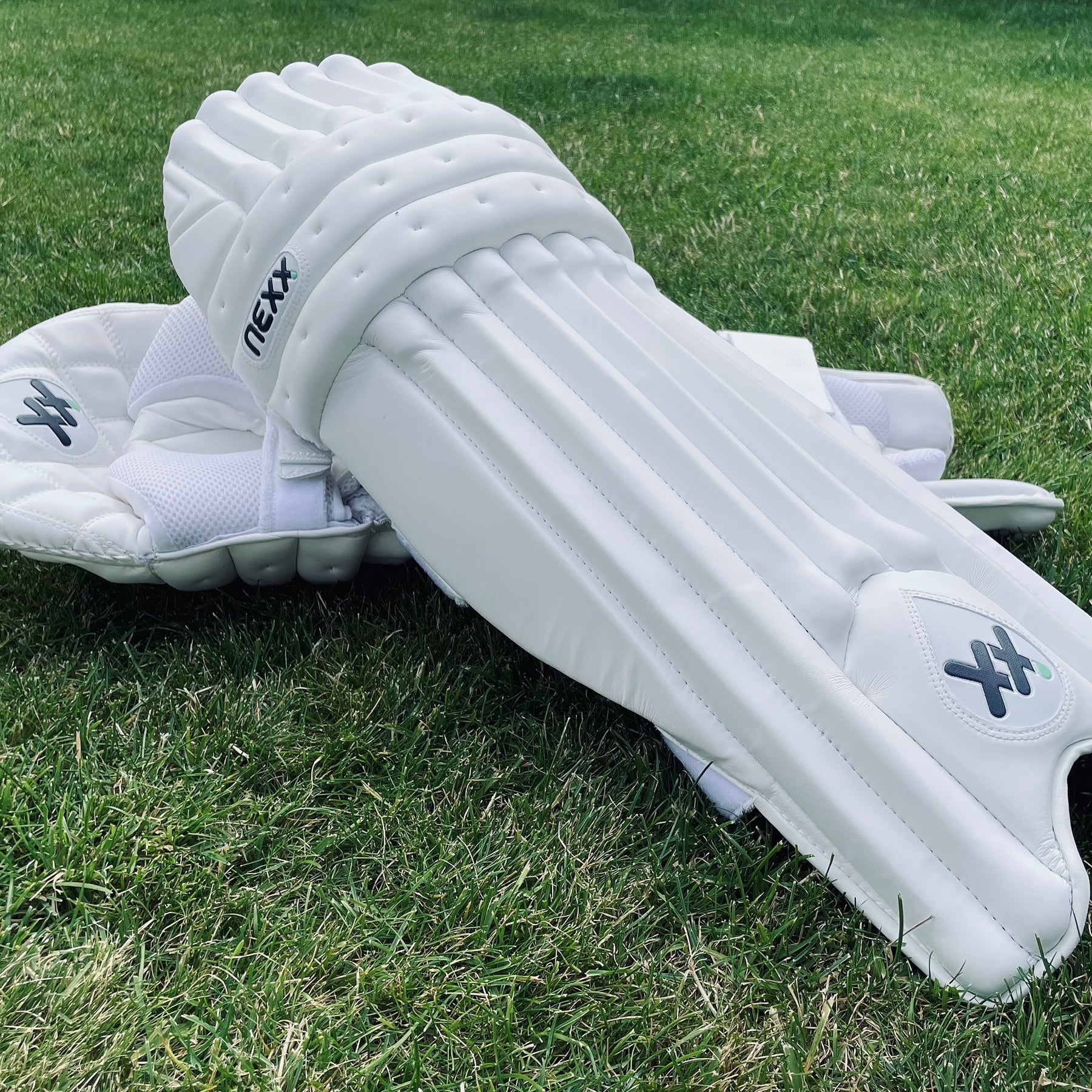 Bat Pad Women's Cricket Batting Pads – NEXX Cricket
